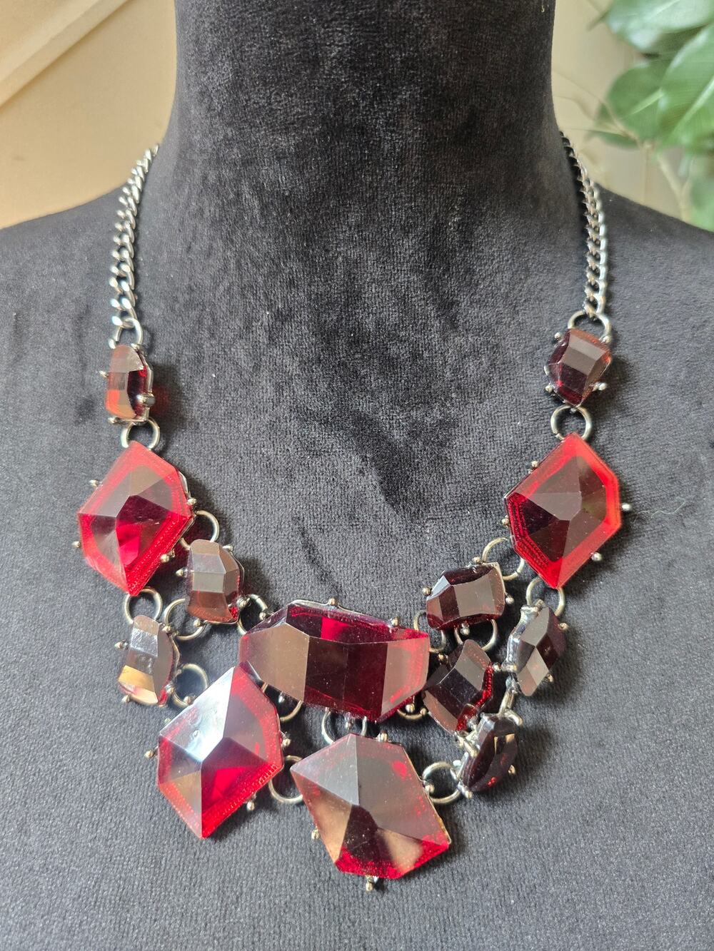 Red Black Faceted Geometric Statement Necklace